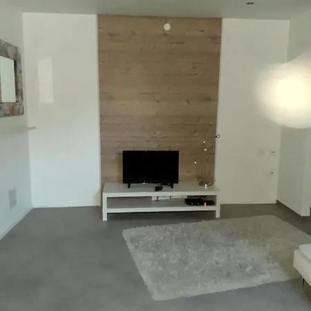 With One Bedroom In With Wifi